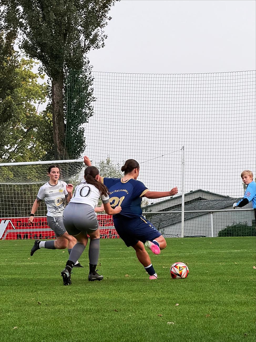 Frauen - Sachsenklasse Frauen Ost - NFV Gelb-Weiß Görlitz 09 vs SpG SV Reichenbach / Seer Wölfe F.C./Holtendorfer SV (2:3)