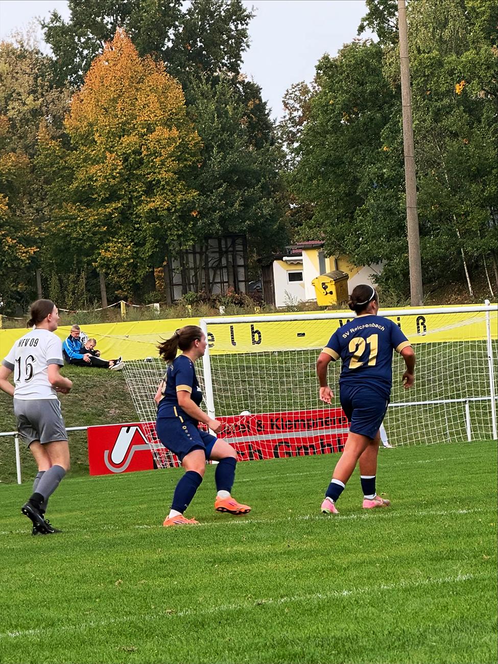 Frauen - Sachsenklasse Frauen Ost - NFV Gelb-Weiß Görlitz 09 vs SpG SV Reichenbach / Seer Wölfe F.C./Holtendorfer SV (2:3)
