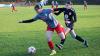 Deutlicher Sieg für SpG NFV Gelb-Weiß Görlitz 09/SV Gebelzig im Frauenfußball  Reichenbach. Die SpG NFV Gelb-Weiß Görlitz 09/SV Gebelzig besiegte am vergangenen Spieltag die SpG SV Reichenbach/SV Königshain/Holtendorfer SV mit 5:1. Zur Halbzeit stand es noch 1:1, doch in der zweiten Hälfte drehten die Gäste auf.  Lena Marie Mikonya brachte den SV Reichenbach in der 20. Minute mit 1:0 in Führung. Jenny Seidel glich in der 37. Minute für die SpG NFV Gelb-Weiß Görlitz 09/SV Gebelzig zum 1:1 aus.  Nach dem Seitenwechsel dominierte Seidel das Spiel und erzielte in der 57. und 60. Minute zwei weitere Treffer, was den Spielstand auf 1:3 erhöhte. Lisette Horter baute die Führung in der 75. Minute auf 1:4 aus. Den Schlusspunkt setzte Klara Robitsch in der 84. Minute zum 1:5-Endstand.  Bereits in der ersten Hälfte, in der 27. Minute, sah Lisa Richter vom SV Reichenbach die Gelbe Karte.  Schiedsrichter Steffen Ott vom SC Großschweidnitz-Löbau leitete die Partie.  Ein besonderer Dank gilt Gerd Fechner für die Bereitstellung der Fotos.