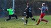 Deutlicher Sieg für SpG NFV Gelb-Weiß Görlitz 09/SV Gebelzig im Frauenfußball  Reichenbach. Die SpG NFV Gelb-Weiß Görlitz 09/SV Gebelzig besiegte am vergangenen Spieltag die SpG SV Reichenbach/SV Königshain/Holtendorfer SV mit 5:1. Zur Halbzeit stand es noch 1:1, doch in der zweiten Hälfte drehten die Gäste auf.  Lena Marie Mikonya brachte den SV Reichenbach in der 20. Minute mit 1:0 in Führung. Jenny Seidel glich in der 37. Minute für die SpG NFV Gelb-Weiß Görlitz 09/SV Gebelzig zum 1:1 aus.  Nach dem Seitenwechsel dominierte Seidel das Spiel und erzielte in der 57. und 60. Minute zwei weitere Treffer, was den Spielstand auf 1:3 erhöhte. Lisette Horter baute die Führung in der 75. Minute auf 1:4 aus. Den Schlusspunkt setzte Klara Robitsch in der 84. Minute zum 1:5-Endstand.  Bereits in der ersten Hälfte, in der 27. Minute, sah Lisa Richter vom SV Reichenbach die Gelbe Karte.  Schiedsrichter Steffen Ott vom SC Großschweidnitz-Löbau leitete die Partie.  Ein besonderer Dank gilt Gerd Fechner für die Bereitstellung der Fotos.