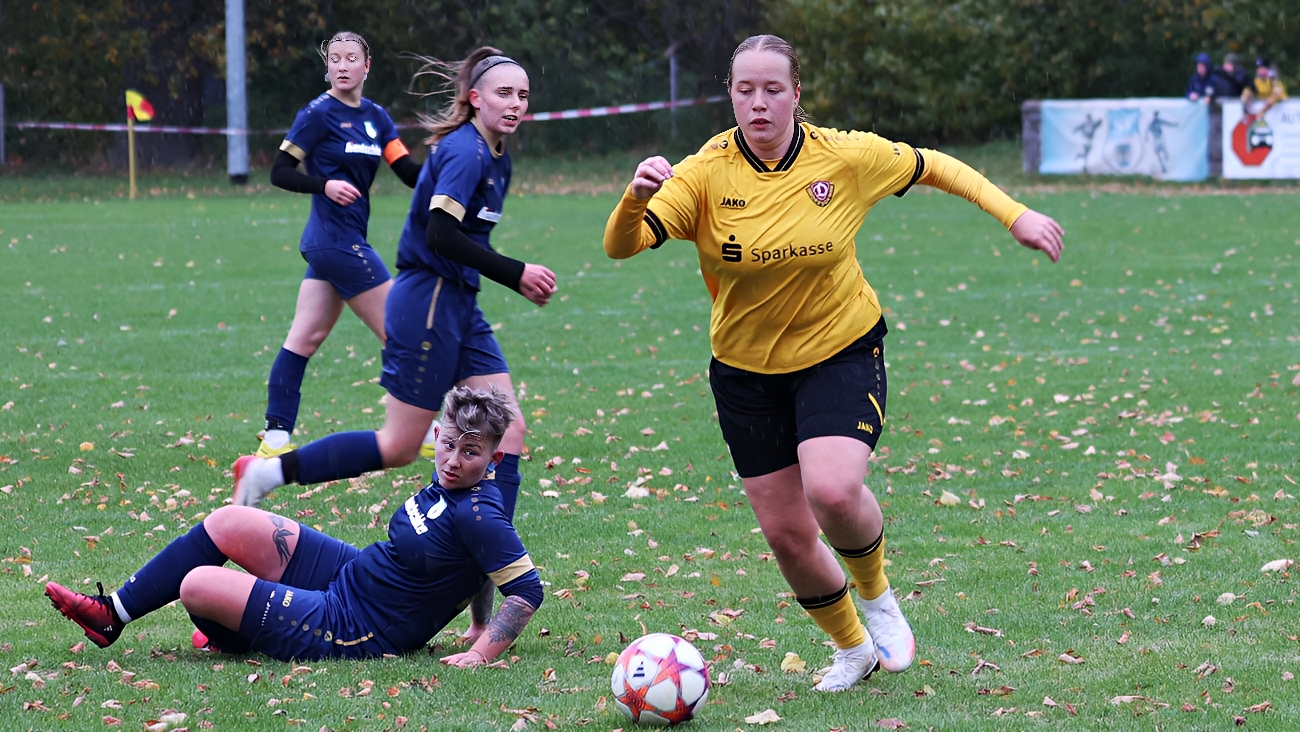 Fußball-Frauen Landesklasse - SpG SV Reichenbach/SV Königshain/Holtendorfer SV vs SG Dynamo Dresden  Endstand: 4:0, zur Halbzeit: 3:0 am 26. Oktober 2025, Foto: Gerd Fechner