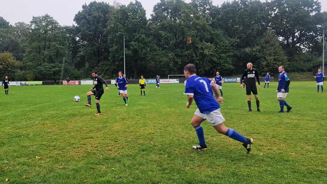 Fußball-Männer - SV Reichenbach : SV Blau-Weiß Deutsch Ossig (2:0) am 01. Oktober 2022