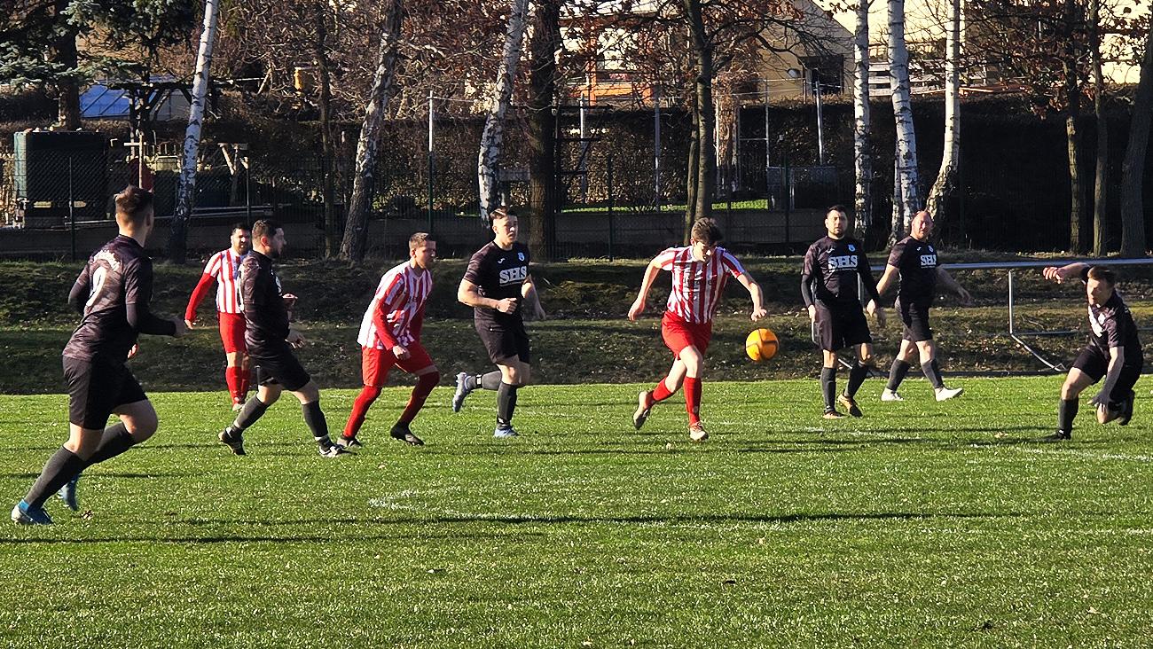 Fußball-Männer - Reichenbach unterliegt zum verspäteten Rückrundenauftakt