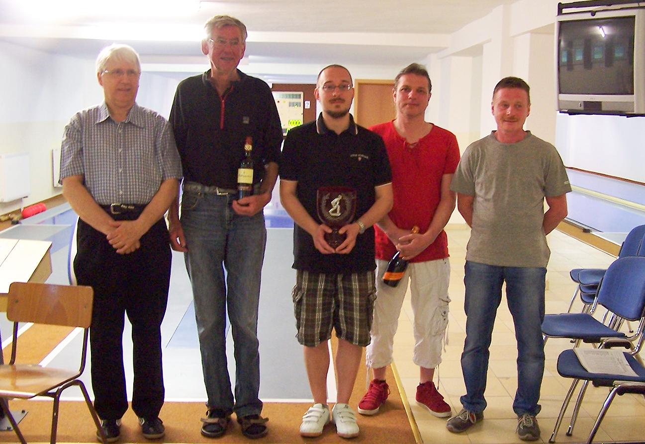 Erstplatzierten der Kegel-Meisterschaft 2016 des SVR's - v.l. Hanschmann, Jochen (4.), Anders, Reinhold (3.), Miethig, Peter (1.), Klauß, Mario (2.), Rösler, Holger (5.)