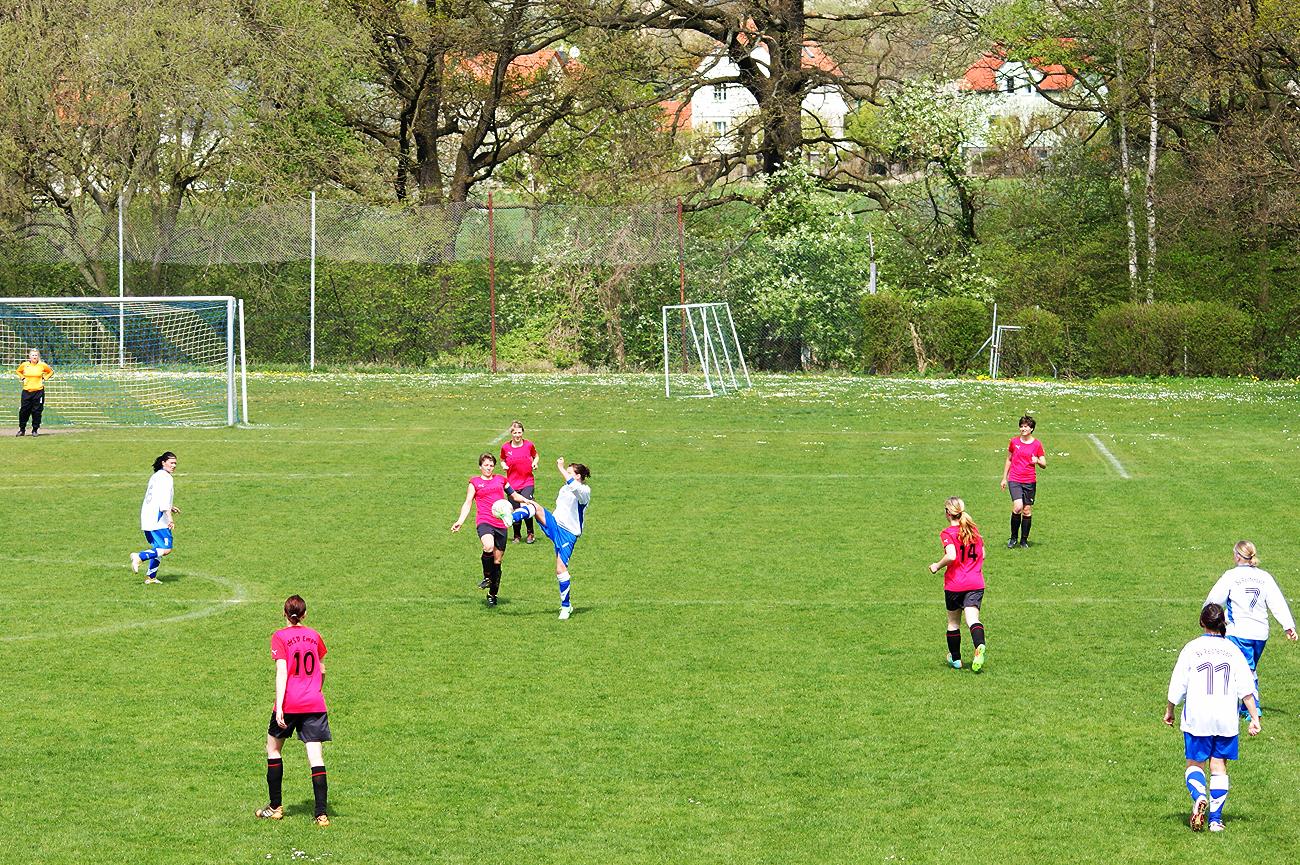 Fußball-Frauen – SV Reichenbach : Hartmannsdorfer SV Empor (1:1) am 26. April 2015